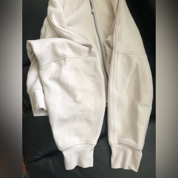 Lululemon Scuba Oversized Full Zip White Opal XS / S EUC! - Picture 14 of 14
